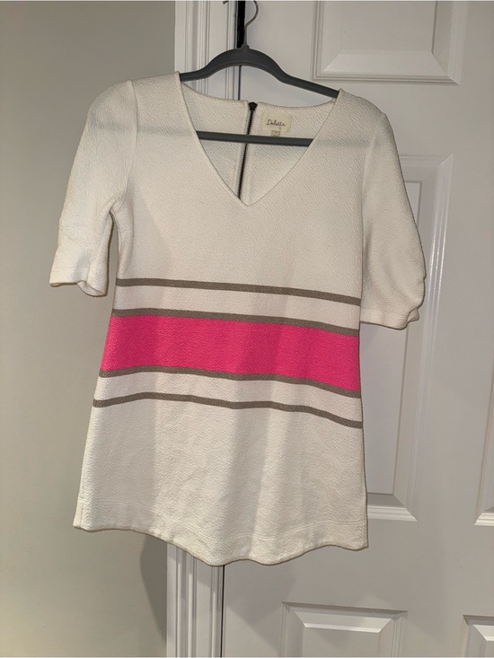 Deletta Dresses & Skirts - Deletta Dress Size Small EUC